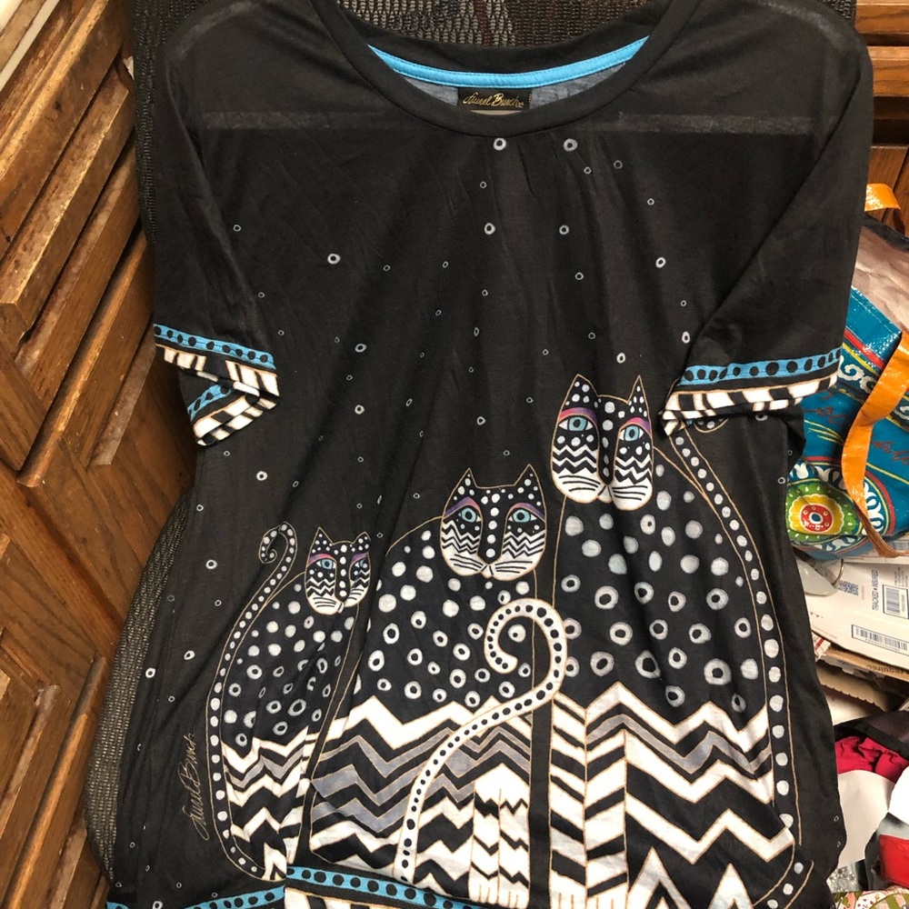 Laurel Burch Cat Tee - $25 or $20 w/offer 789